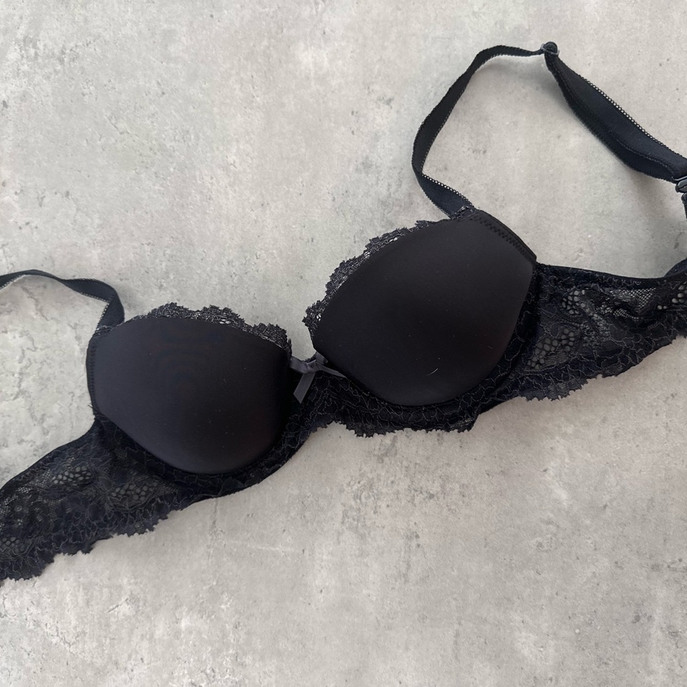 Victoria's Secret Dream Angels Black Bra | 32B | Punk | Lace | Whimsical Goth - Picture 8 of 12